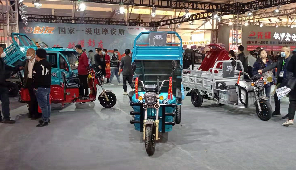 【现场图文持续更新】2021第12届中国·丰县电动车展览会正在进行中