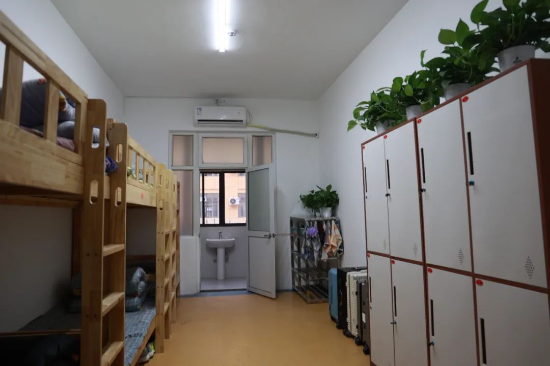 082705qc6q686668r1oyl8.jpeg