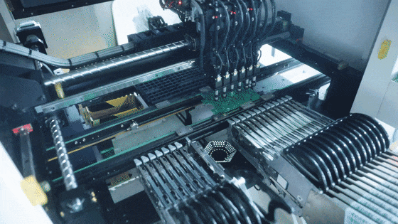 090551dq2dyqhw2y2w5auv.gif