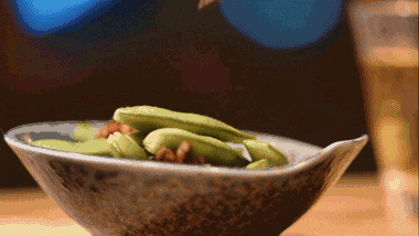 085935o0rby0ss401b9ls0.gif