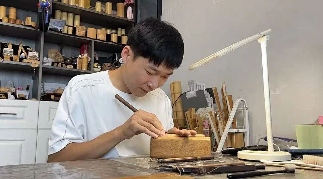 145838kjgvmjguojkjqj29.jpeg
