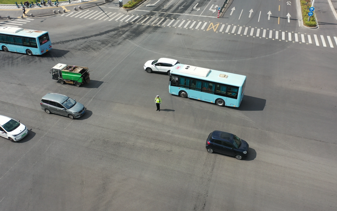 154442lyvamv9107dv1pd1.png